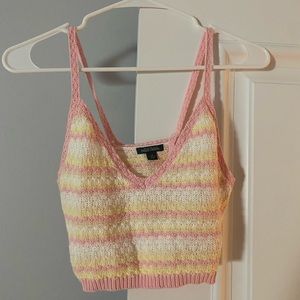 CROCHET PATTERNED CROP TOP
